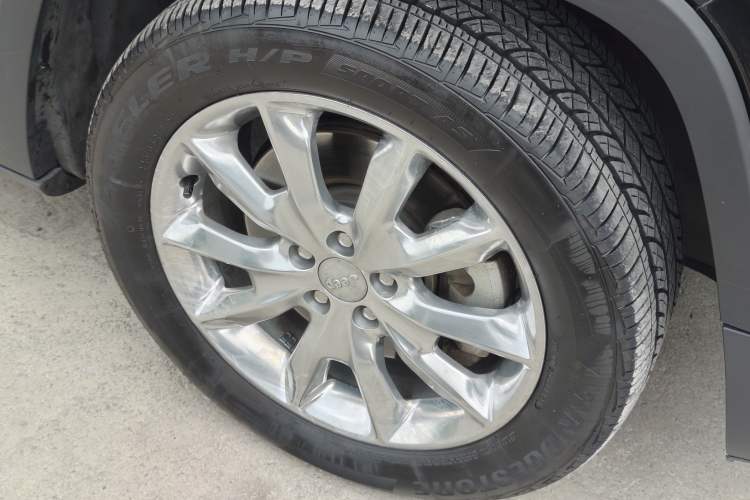 Used Jeep Cherokee 2015 2.4L Elite Edition Exterior 5
