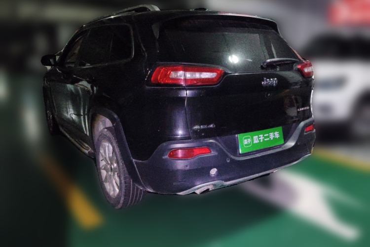 Used Jeep Cherokee 2015 2.4L Elite Edition Rear Left 45 Deg