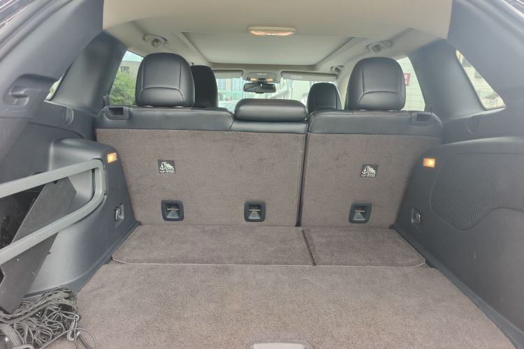 Used Jeep Cherokee 2015 2.4L Elite Edition Trunk