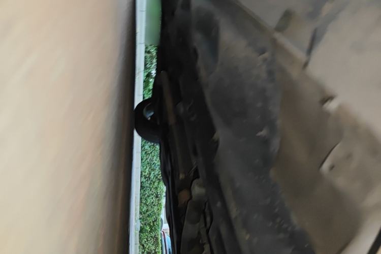 Used Jeep Cherokee 2015 2.4L Elite Edition Chassis Front Right