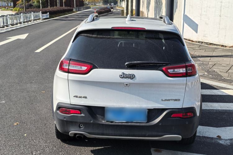 Used Jeep Cherokee 2015 2.4L Elite Edition Exterior 3
