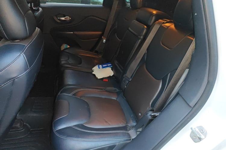 Used Jeep Cherokee 2015 2.4L Elite Edition Left Rear Seat