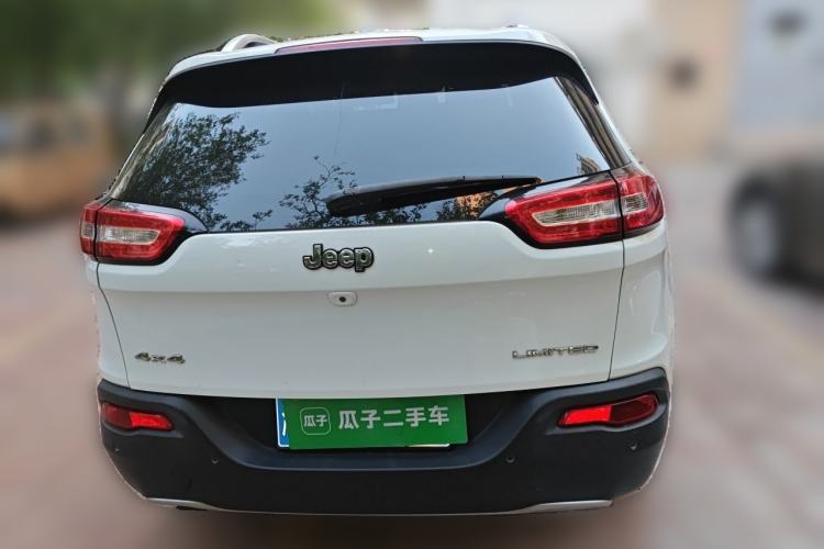 Used Jeep Cherokee 2015 2.4L Elite Edition Rear