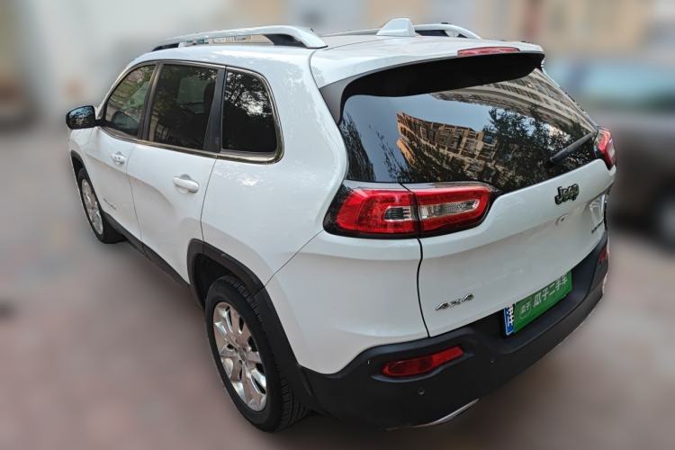 Used Jeep Cherokee 2015 2.4L Elite Edition Rear Left 45 Deg