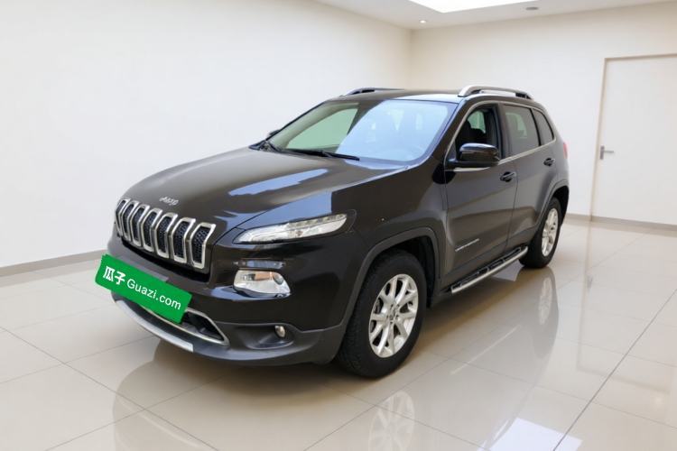 Used Jeep Cherokee 2016 2.4L Professional Smart Version Guazi used car, China used car export, Used car for sale, Used  cars, Cheapest cars for sale