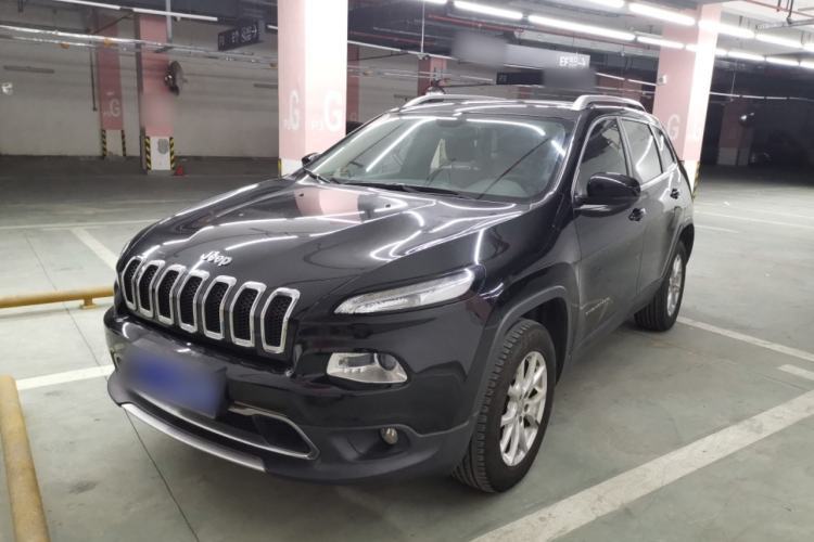 Used Jeep Cherokee 2016 2.4L Professional Edition Guazi used car, China used car export, Used car for sale, Used cars, Cheapest cars for sale