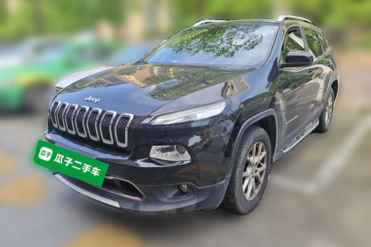 Used Jeep Cherokee 2016 2.4L Professional Smart Version Guazi used car, China used car export, Used car for sale, Used  cars, Cheapest cars for sale