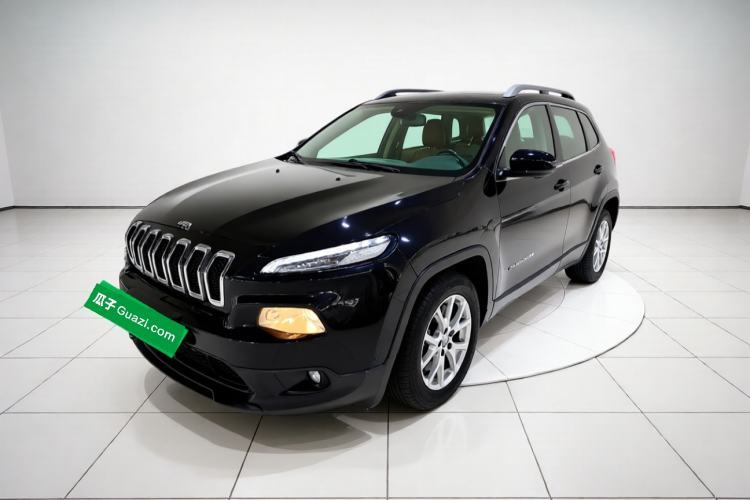 Jeep Cherokee 2016 2.4L Leading Edition d’occasion Guazi used car, China used car export, Used car for sale, Used  cars, Cheapest cars for sale