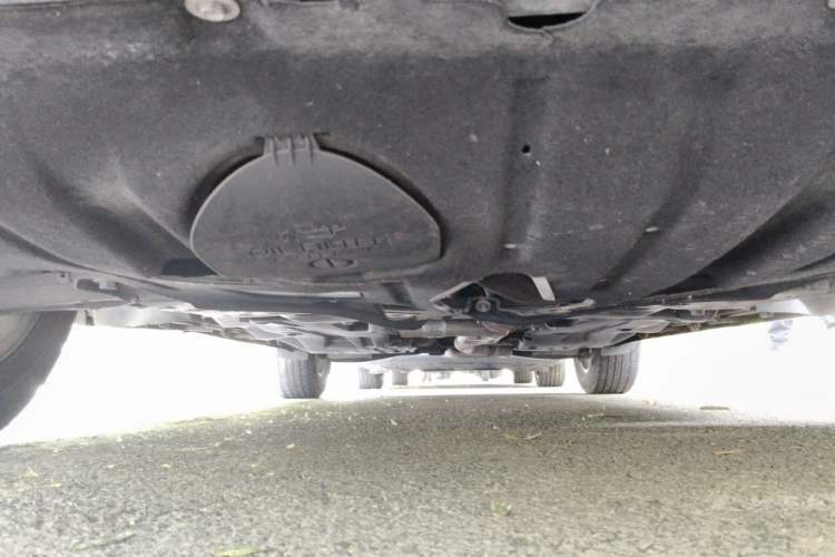 Used Jeep Cherokee 2016 2.4L Professional Smart Version Chassis Front