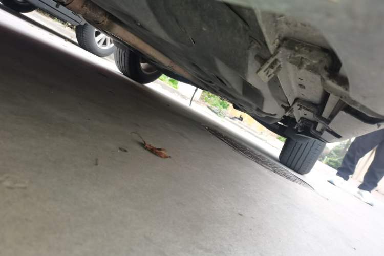 Used Jeep Cherokee 2016 2.4L Leading Edition Chassis Front Left