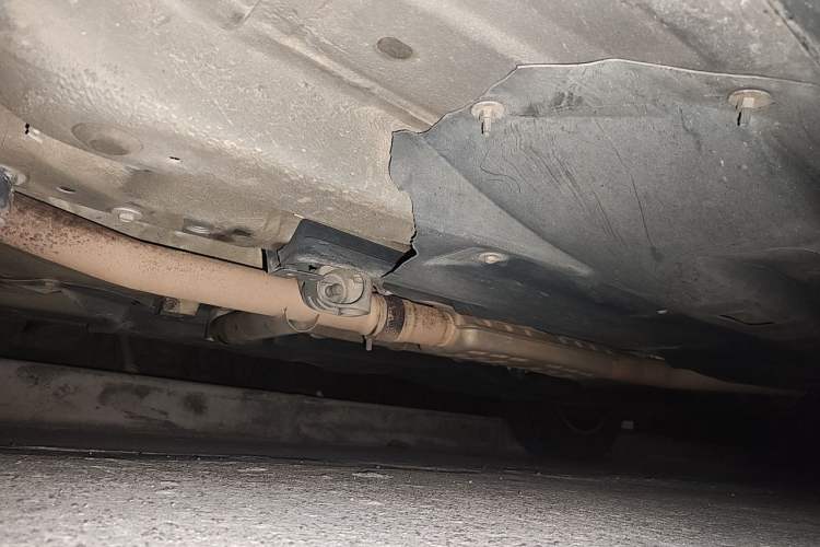 Used Jeep Cherokee 2016 2.4L Leading Edition Chassis Front Left