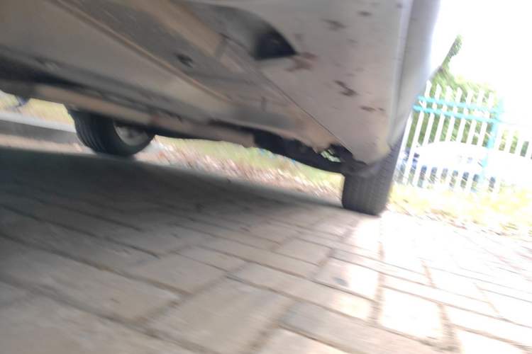Used Jeep Cherokee 2016 2.0L Superior Edition Chassis Front Left