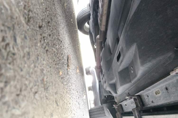 Used Jeep Cherokee 2016 2.4L Professional Smart Version Chassis Front Left