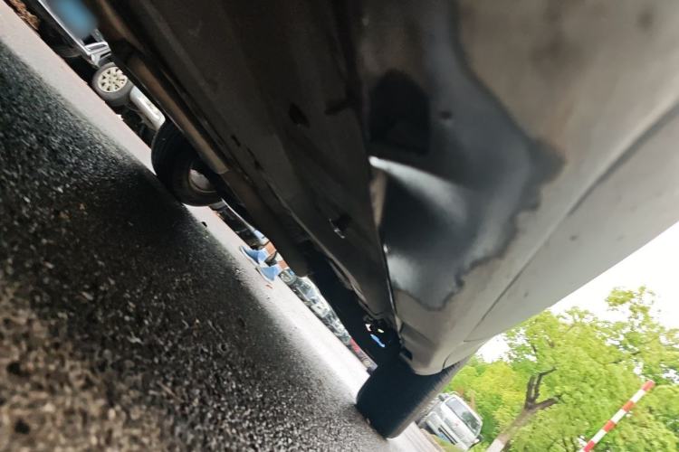 Used Jeep Cherokee 2016 2.4L Leading Smart Version Chassis Front Left