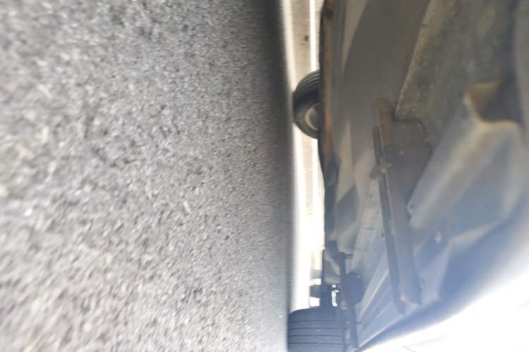 Used Jeep Cherokee 2016 2.0L Superior Edition Chassis Front Left