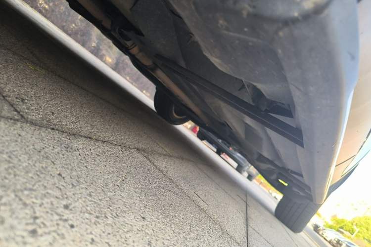 Used Jeep Cherokee 2016 2.0L Superior Edition Chassis Front Left