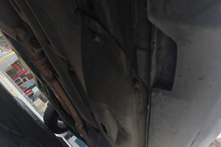 Used Jeep Cherokee 2016 2.4L Professional Edition Chassis Front Left