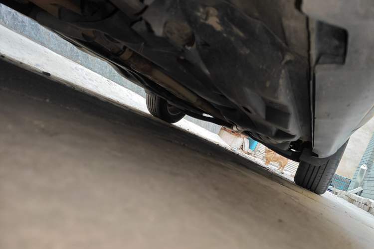 Used Jeep Cherokee 2016 2.0L Superior Edition Chassis Front Left