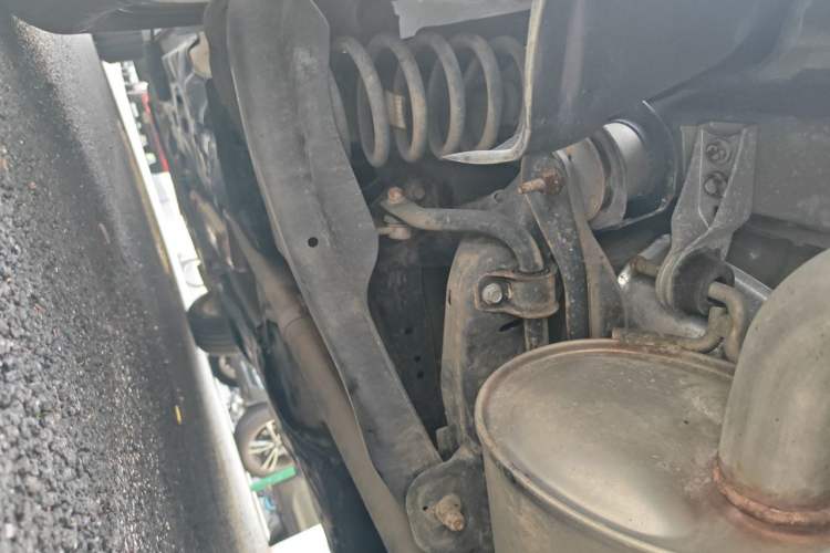 Used Jeep Cherokee 2016 2.0L Superior Edition Chassis Front Left