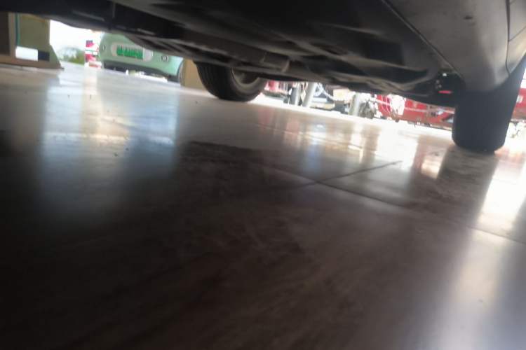 Used Jeep Cherokee 2016 2.4L Professional Smart Version Chassis Front Left