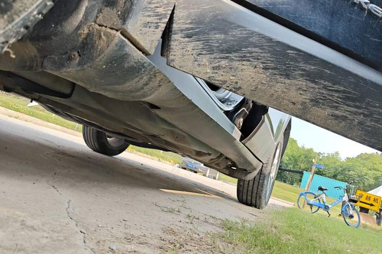 Used Jeep Cherokee 2016 2.0L Superior Edition Chassis Front Left
