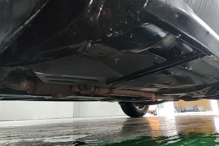 Used Jeep Cherokee 2016 2.4L Professional Smart Version Chassis Front Left