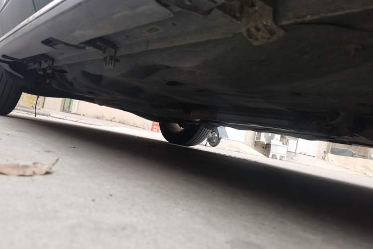Used Jeep Cherokee 2016 2.4L Leading Edition Chassis Front Right