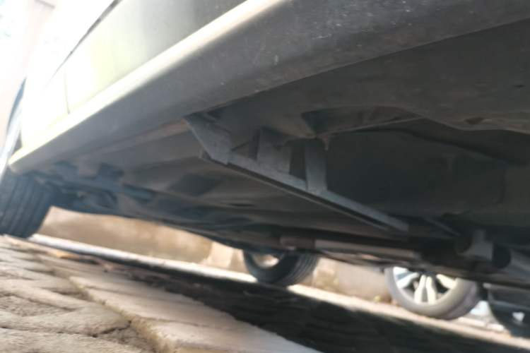 Used Jeep Cherokee 2016 2.4L Leading Edition Chassis Front Right