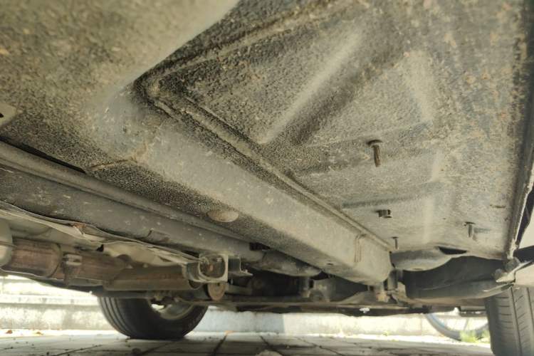 Used Jeep Cherokee 2016 2.0L Superior Edition Chassis Front Right