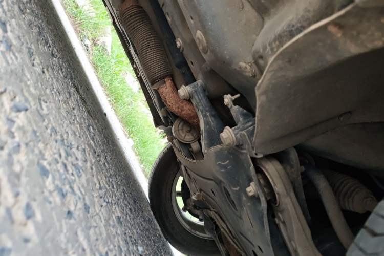 Used Jeep Cherokee 2016 2.4L Professional Edition Chassis Front Right