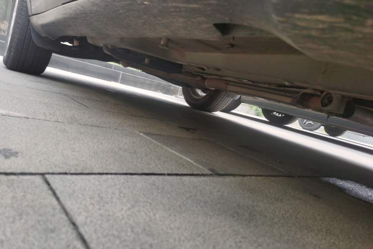 Used Jeep Cherokee 2016 2.0L Superior Edition Chassis Front Right