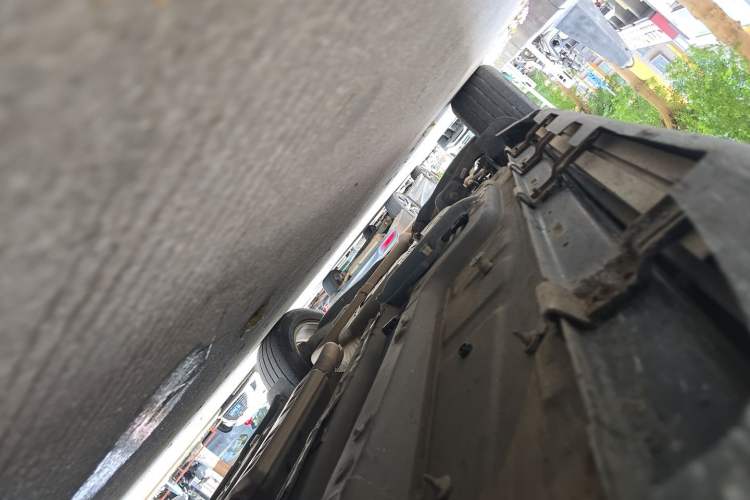 Used Jeep Cherokee 2016 2.4L Leading Edition Chassis Front Right