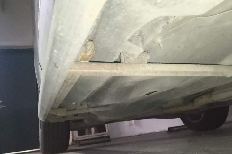 Used Jeep Cherokee 2016 2.4L Leading Edition Chassis Front Right