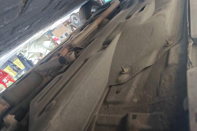 Used Jeep Cherokee 2016 2.4L Professional Edition Chassis Front Right