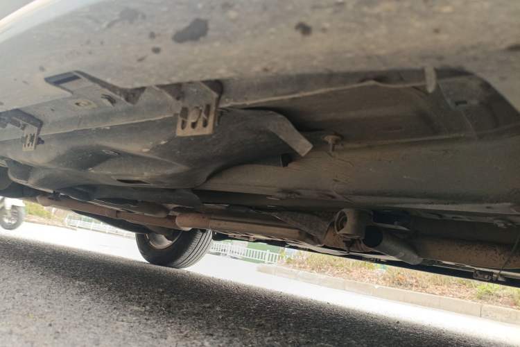 Used Jeep Cherokee 2016 2.4L Leading Edition Chassis Front Right