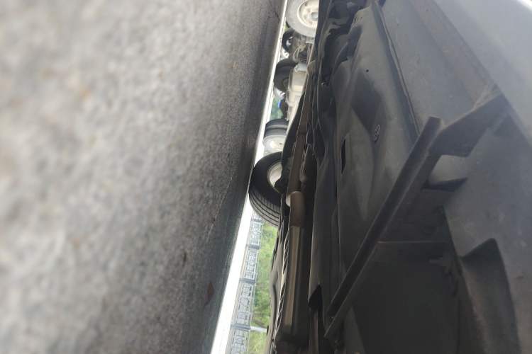 Used Jeep Cherokee 2016 2.4L Leading Edition Chassis Front Right