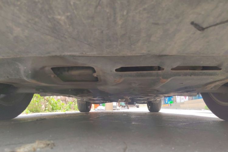 Used Jeep Cherokee 2016 2.4L Leading Edition Chassis Front