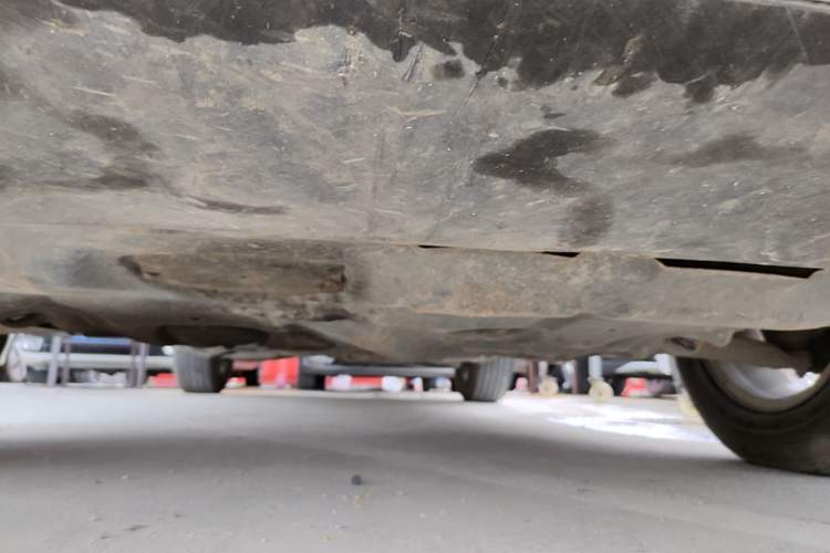 Used Jeep Cherokee 2016 2.4L Professional Edition Chassis Front