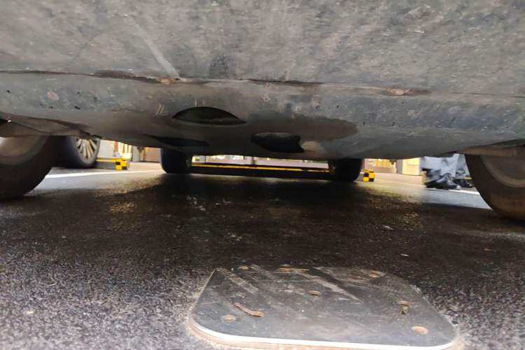 Used Jeep Cherokee 2016 2.0L Superior Edition Chassis Front