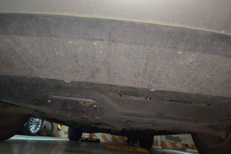 Used Jeep Cherokee 2016 2.4L Professional Edition Chassis Front