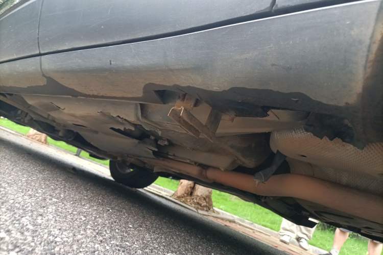 Used Jeep Cherokee 2016 2.0L Superior Edition Chassis Rear Left