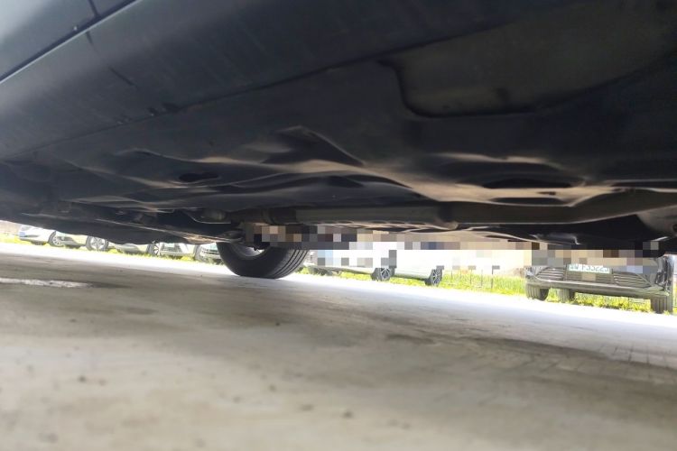 Used Jeep Cherokee 2016 2.4L Leading Edition Chassis Rear Left