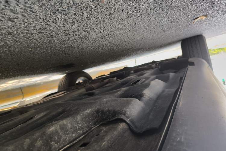 Used Jeep Cherokee 2016 2.0L Superior Edition Chassis Rear Left