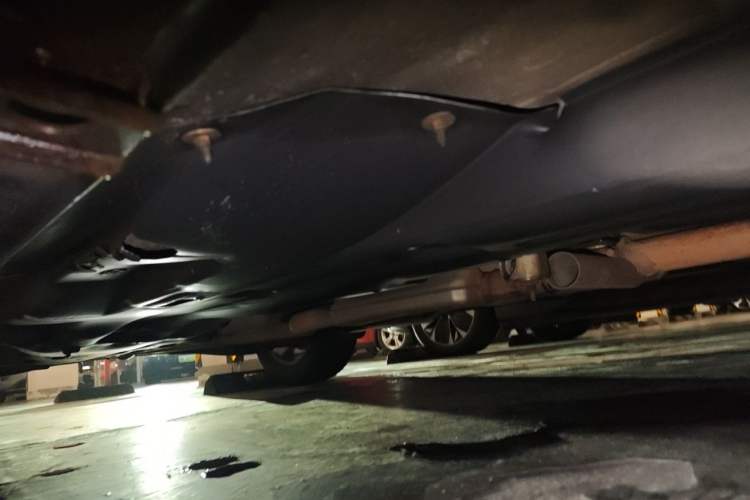 Used Jeep Cherokee 2016 2.4L Leading Edition Chassis Rear Left