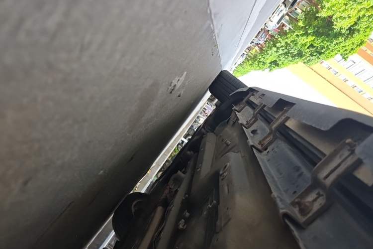 Used Jeep Cherokee 2016 2.4L Leading Edition Chassis Rear Left