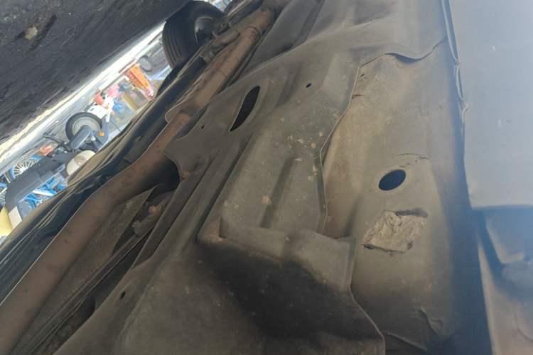Used Jeep Cherokee 2016 2.4L Professional Edition Chassis Rear Left