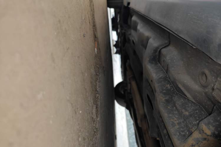 Used Jeep Cherokee 2016 2.0L Superior Edition Chassis Rear Left