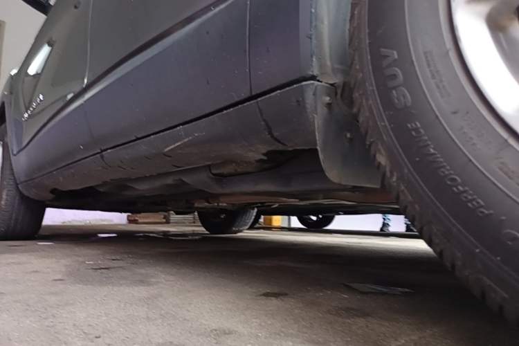 Used Jeep Cherokee 2016 2.4L Professional Smart Version Chassis Rear Left