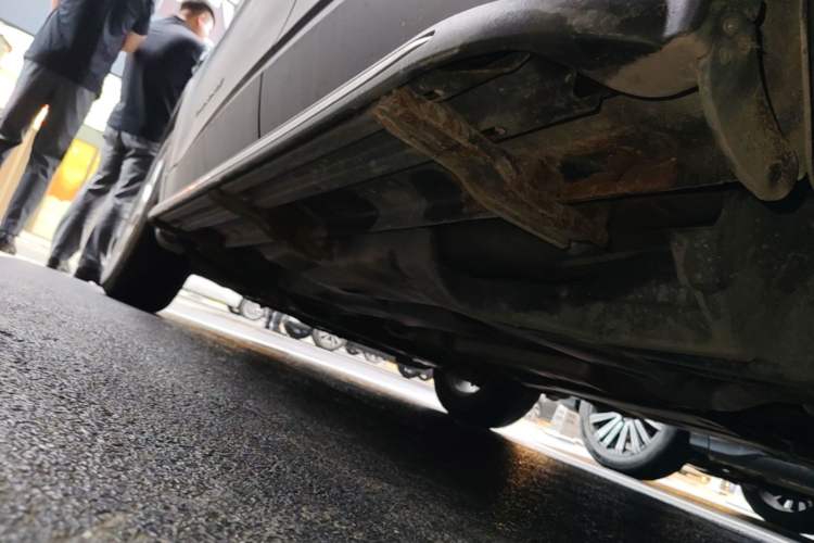 Used Jeep Cherokee 2016 2.0L Superior Edition Chassis Rear Left