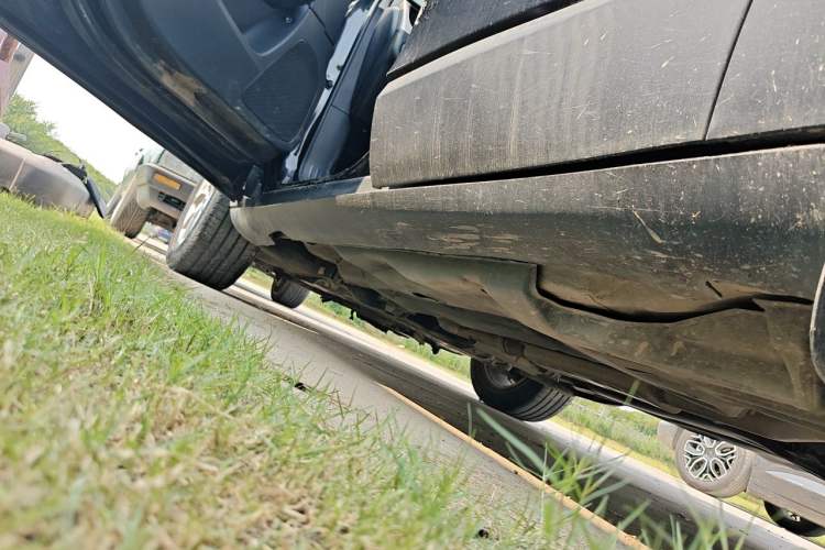 Used Jeep Cherokee 2016 2.0L Superior Edition Chassis Rear Left